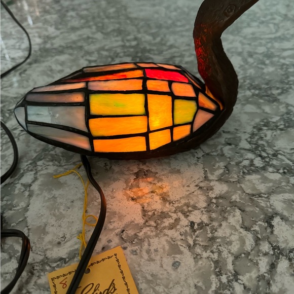 Vintage Quoizel Tiffany duck accent table lamp TF6556R - Picture 2 of 11